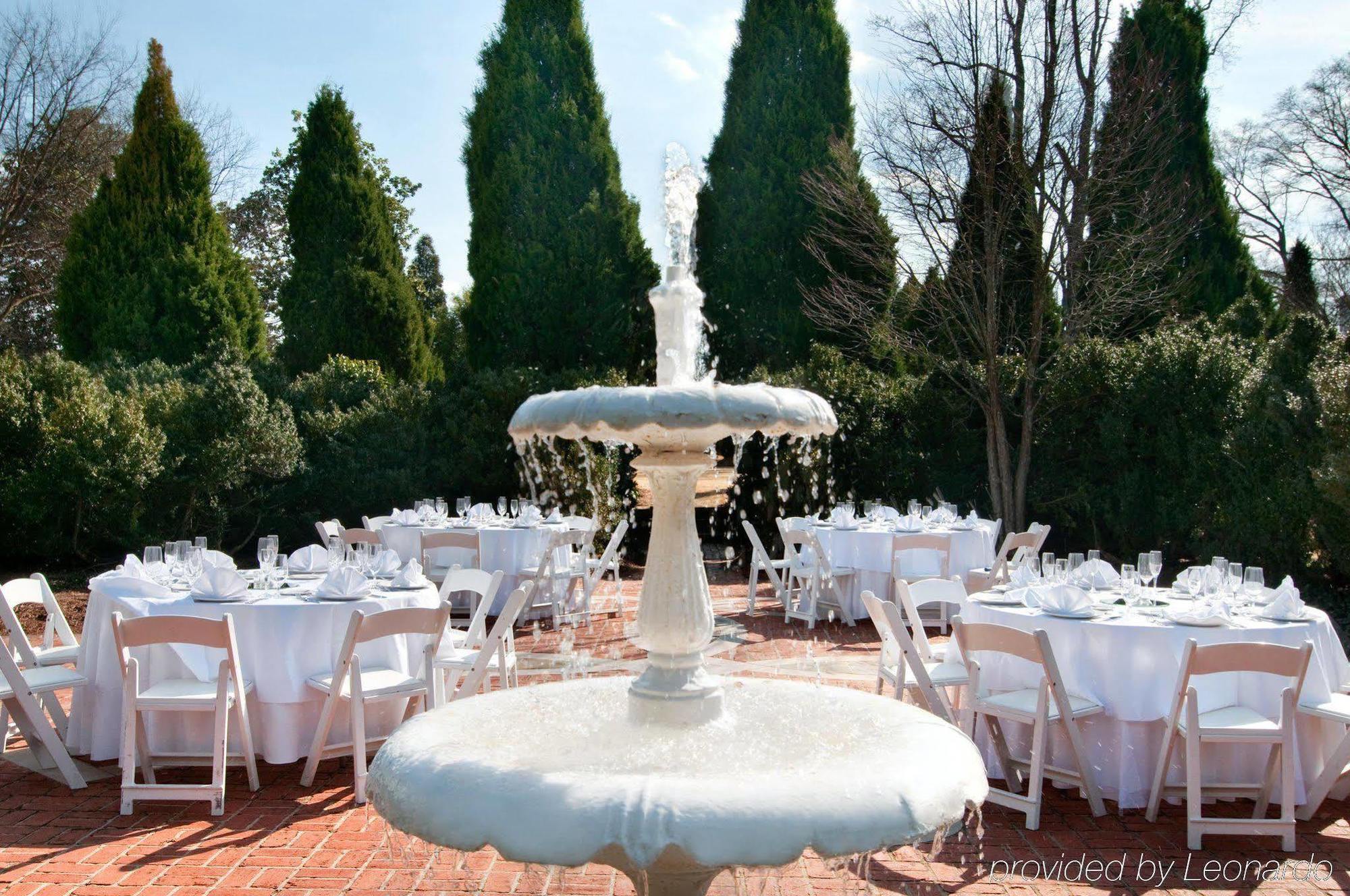 Hilton Atlanta/Marietta Hotel & Conference Center Restaurante foto